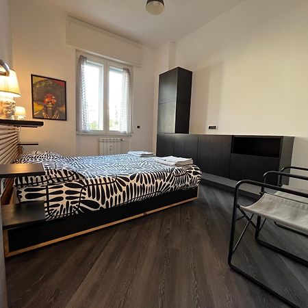 Roby'S Guest House In San Martino เจนัว ภายนอก รูปภาพ
